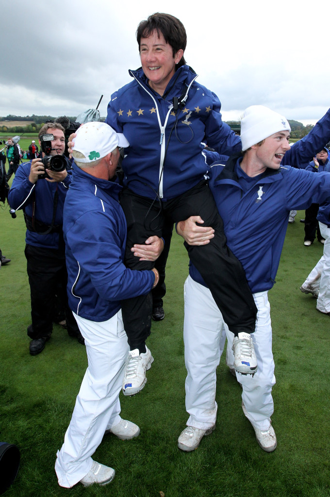 Captain marvel: European skipper Alison Nicholas celebrates her team's 15-13 victoyr on the 18th green in 2011(Photo by Andy Lyons/Getty Images)