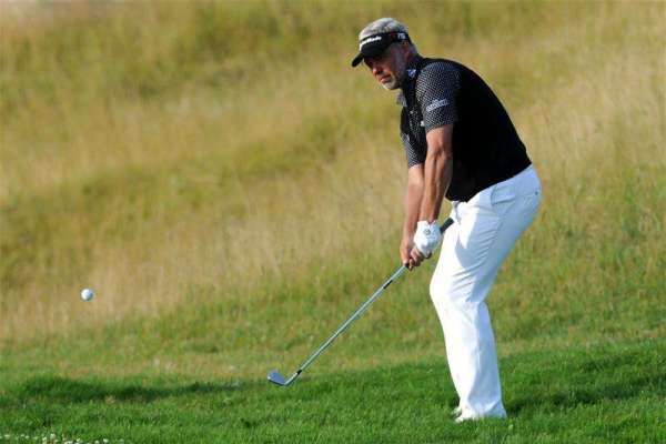 Clarke to face Singh in EurAsia Cup