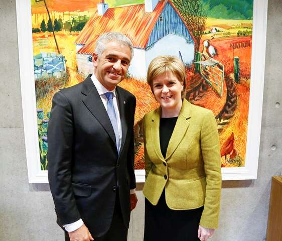 Ladies European Tour chief executive Ivan Khodabakhsh and First Minister of Scotland Nicola Sturgeon (Photo courtesy of Ladies European Tour)