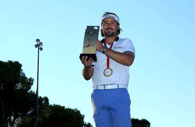 Birdies on 17 & 18 seal the win and trigger waterworks from Big Vic (Photo by Getty Images)