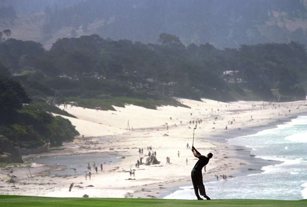 Life's a beach: Woods won the US Open in 2000 by 15 shots (Photo by Getty Images)