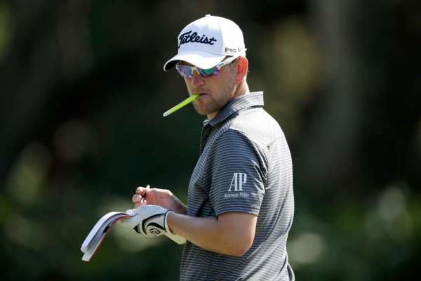 Wiesberger leads in Holland