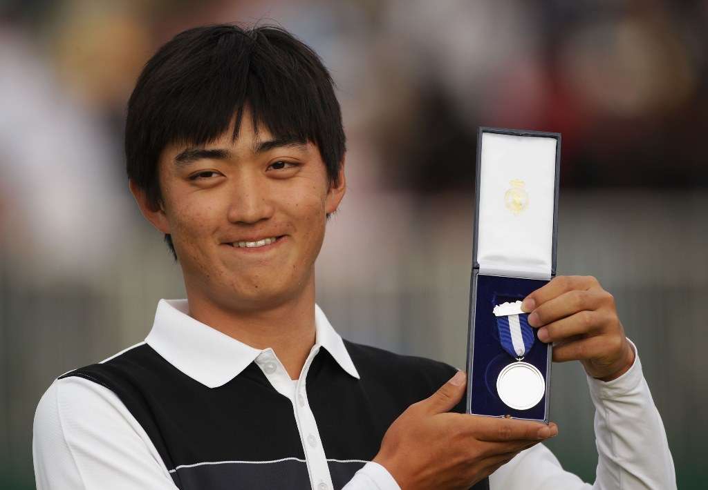 History maker: Jin Jeong became the first Asian to win the Amateur Championship in 2010 (photo by Getty Images)