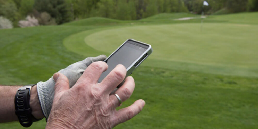 Tingkatkan Game Anda dengan Aplikasi Golf